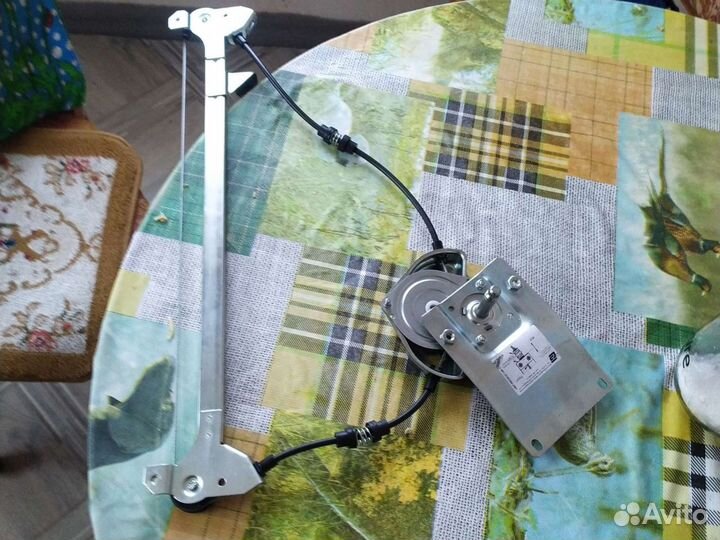 Стеклоподъемник газель