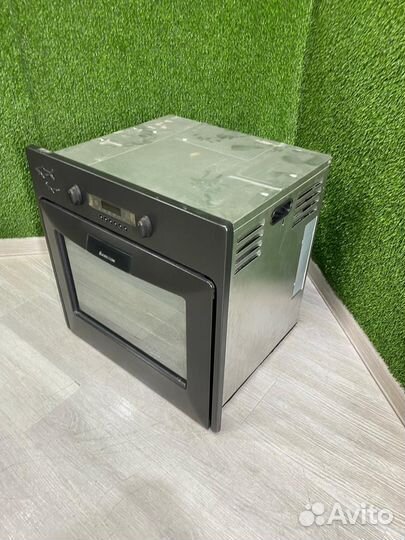 Чёрный духовой шкаф с гарантией