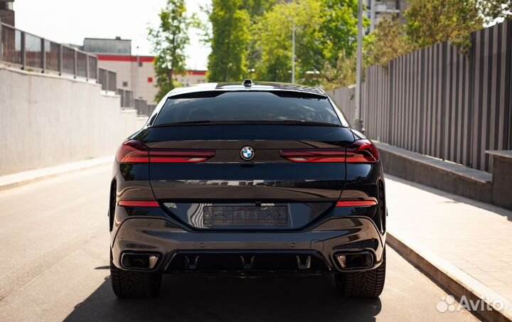 BMW X6 3.0 AT, 2023, 6 000 км