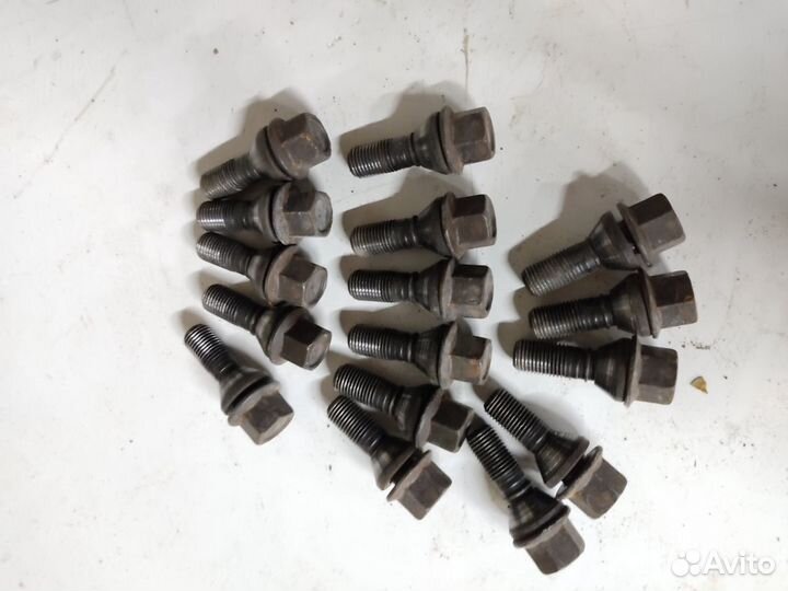 Комплект колесных болтов BMW X5 e53