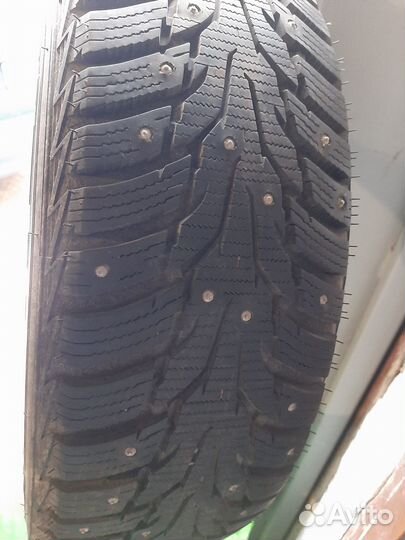 Nexen Winguard Ice 215/65 R16