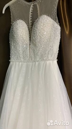Платье свадебное