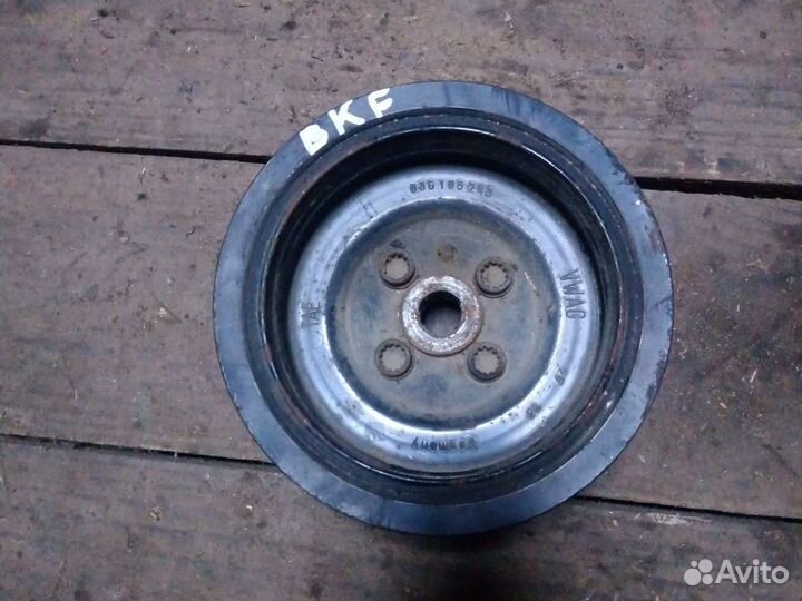 Volkswagen passat b6 шкив коленвала