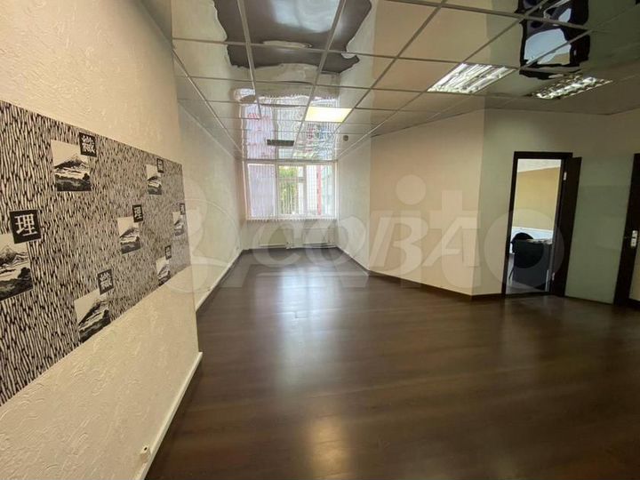 Продам офисное помещение, 72.8 м²