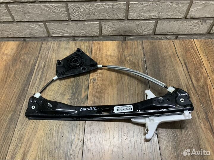 Volkswagen Jetta 6 Стеклоподъемник электр. задний