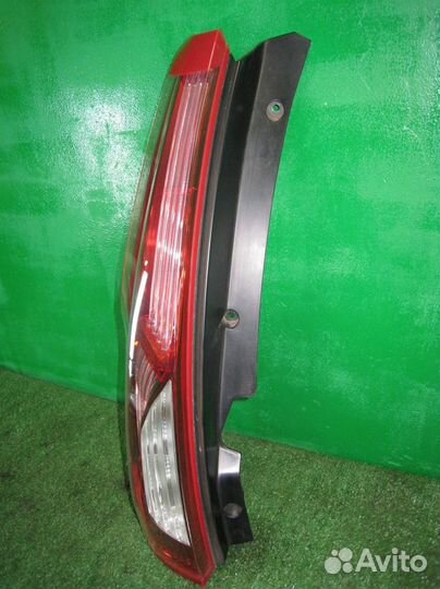 Фонарь задний наружный левый Citroen C4 Grand Pic