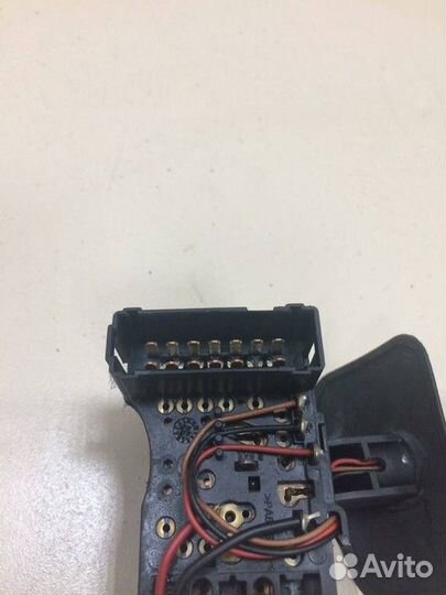 Переключатель поворотов подрулевой Renault Symbol