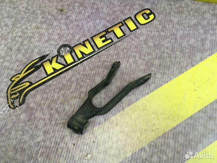 Кронштейн крепления радиатора верхний Астра Н h