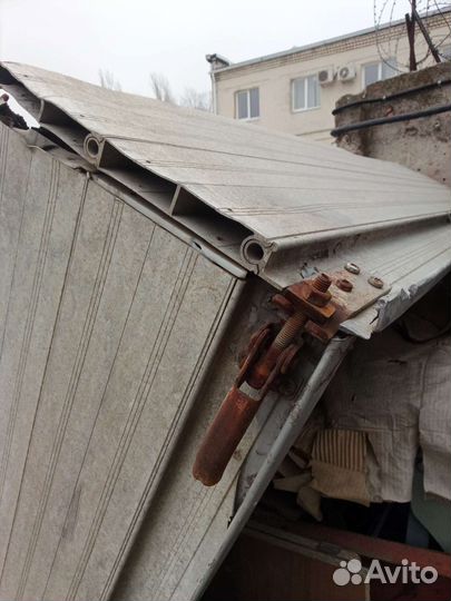 Прицеп / Грузовая платформа вис