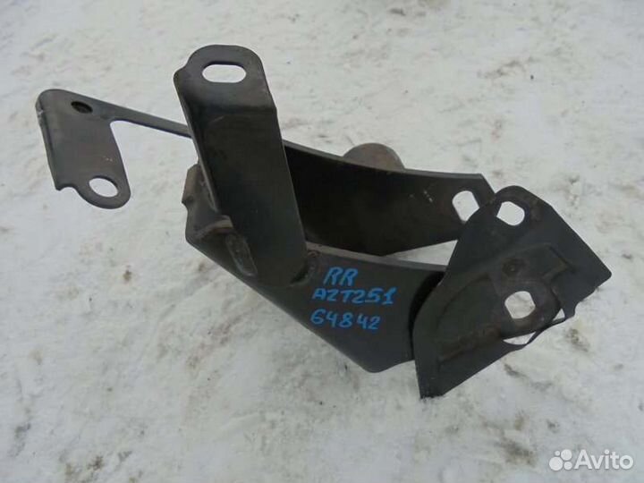 Кронштейн опоры двигателя задний Toyota Avensis