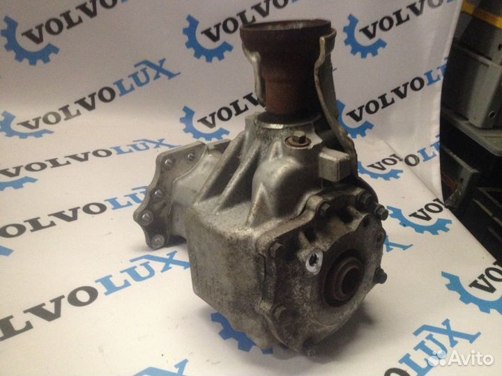 Угловой редуктор раздатка Volvo XC90 3.2 36002052