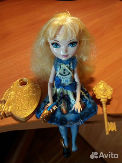 Кукла Эвер афтер хай Блонди Локс базовая