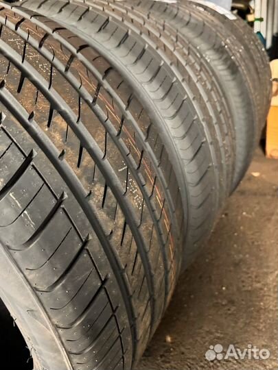 Arivo Ultra ARZ5 245/45 R18 и 245/40 R18 100W