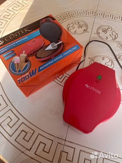 Электрическая вафельница