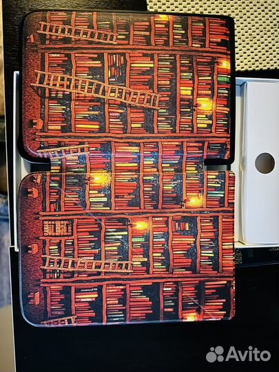 Умная обложка на электронную книгу PocketBook 740