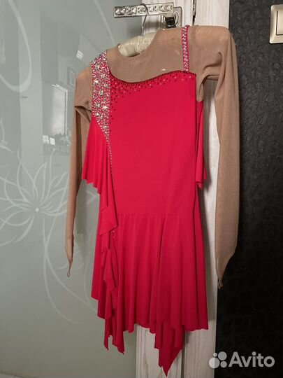 Платье для фигурного катания