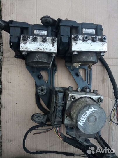 Renault Megane блок ABS