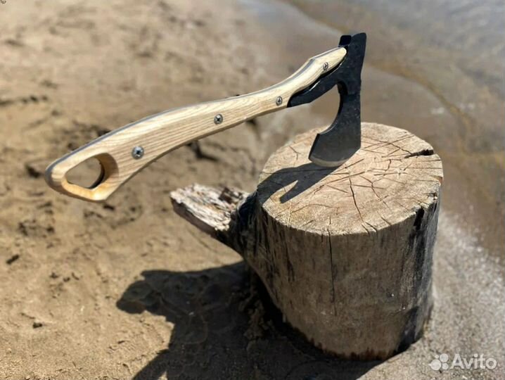 Топор кованый