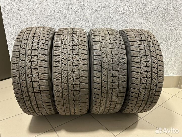 Dunlop Winter Maxx WM02 225/45 R19 92T