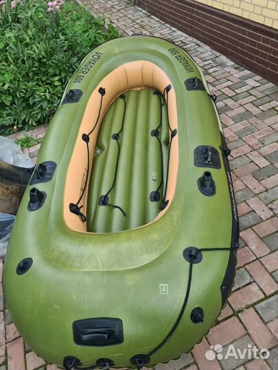 Надувная лодка voyager 500