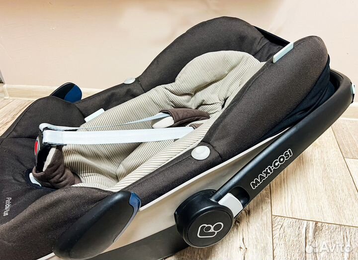 Автолюлька maxi cosi с базой isofix