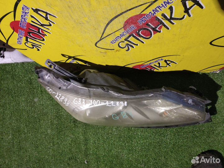 Фара honda freed GB3 GB4 10022838 xenon R