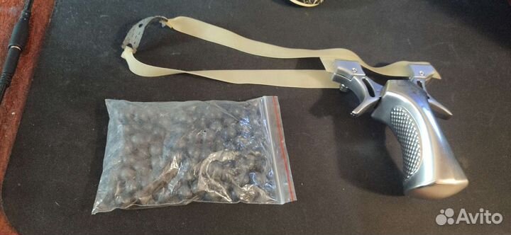 Металлическая рогатка