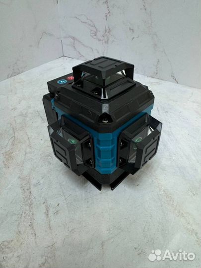 Лазерный уровень Makita