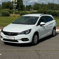 Opel Astra 1.5 MT, 2020, 68 000 км, с пробегом, цена 1 350 000 руб.