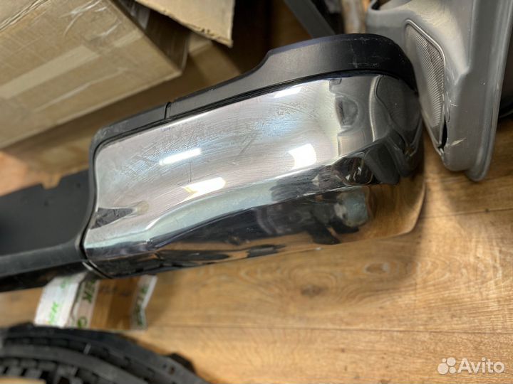 Подкапотный пластик Toyota Hilux 8 revo 2019