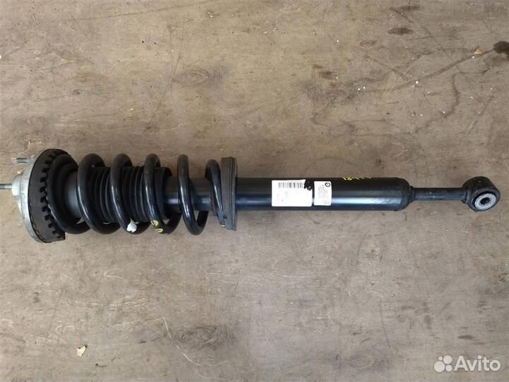 Амортизатор передний Maserati Ghibli M157