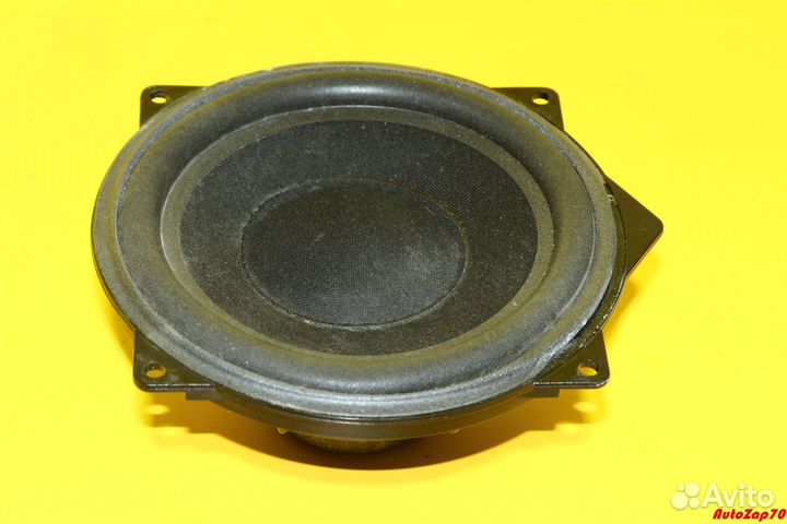 VW Phaeton Динамик низкочастотный