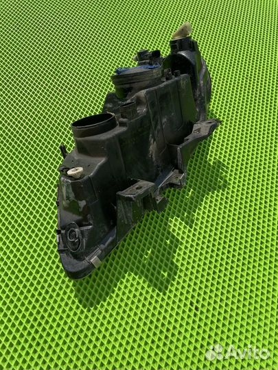 Фара правая рено лагуна 1