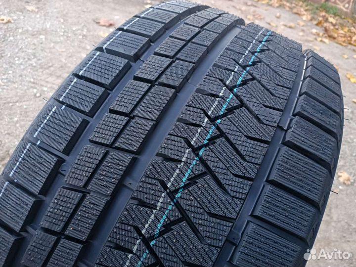 Triangle PL02 275/45 R21 110V