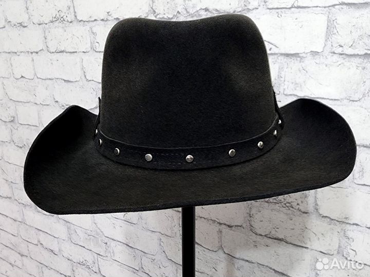 Шляпа фетровая черная