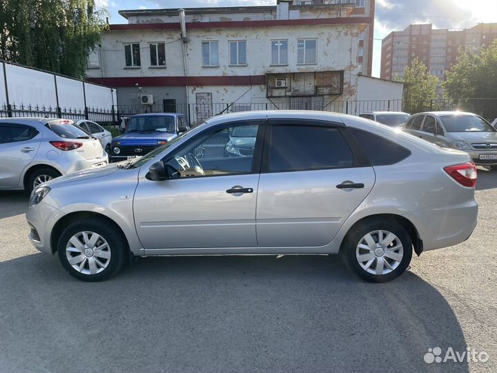 LADA Granta 1.6 МТ, 2020, 65 000 км