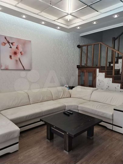 Дом 417,5 м² на участке 5 сот.