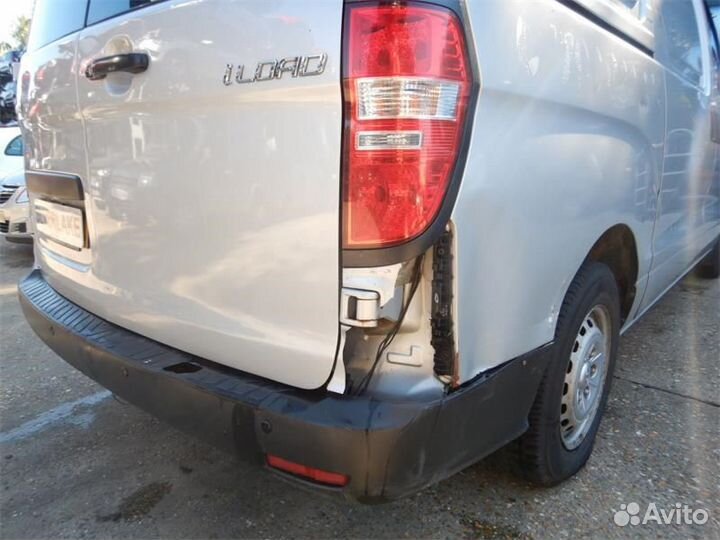 Разбор на запчасти Hyundai H-1 Starex