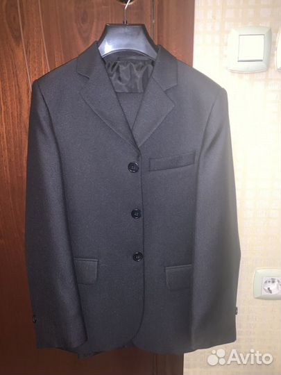 Новый деловой костюм (детский или подростковый)