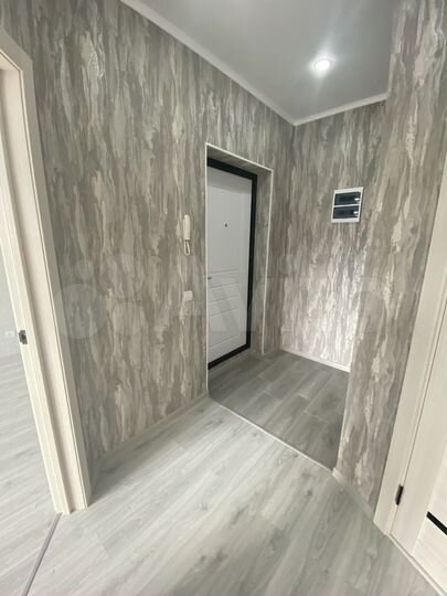 3-к. квартира, 65 м², 1/3 эт.