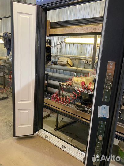 Дверь входная