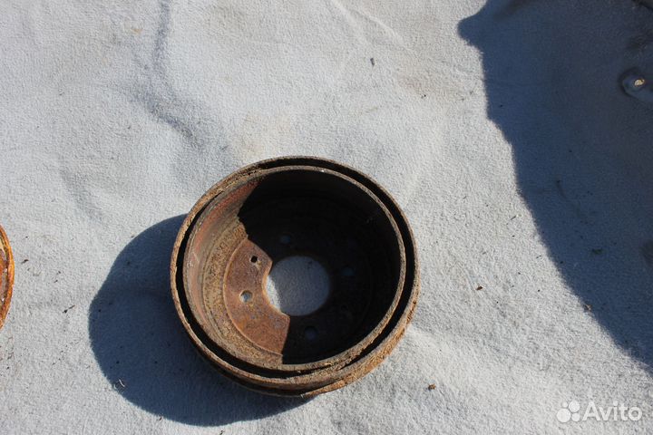 Hyundai Accent барабан задний левый.правый