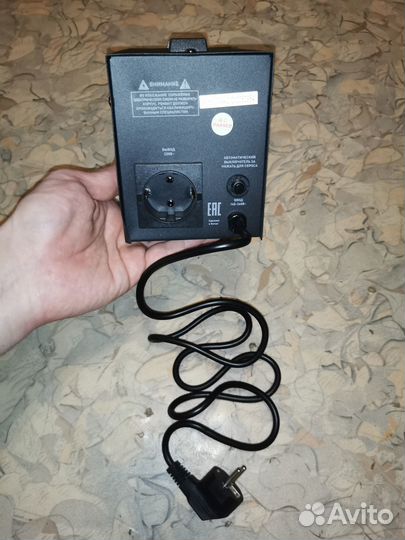 Снпт-500-Ц эра. Стабилизатор напряжения переносной