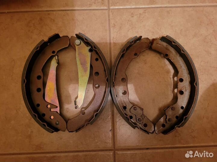Колодки тормозные audi 100/80/ golf III/passat B4