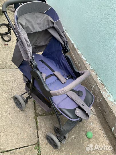 Прогулочная коляска