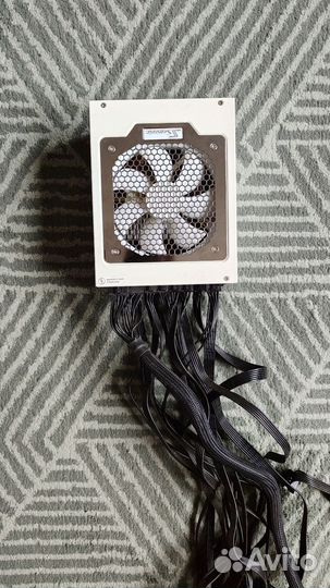 Мощные блоки 1000-1200ватт