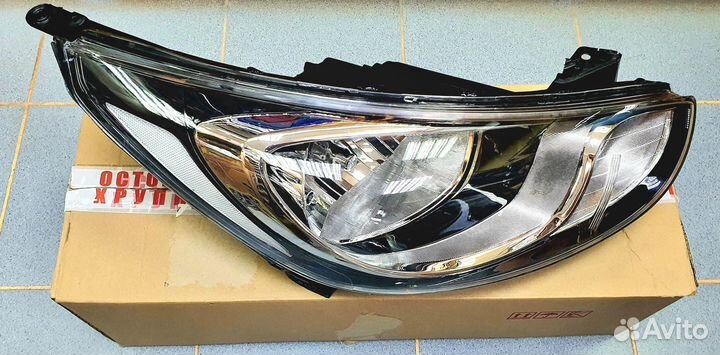 Фара передняя правая Hyundai Solaris с 2011г
