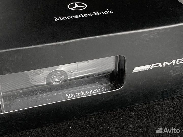 Mercedes-Benz SL63 AMG 1/43 Dealer Model