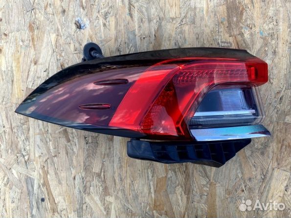 Задний фонарь Тойота Королла 210