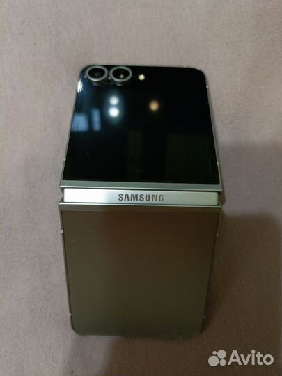 Samsung Galaxy Z Flip 6, 12/256 ГБ